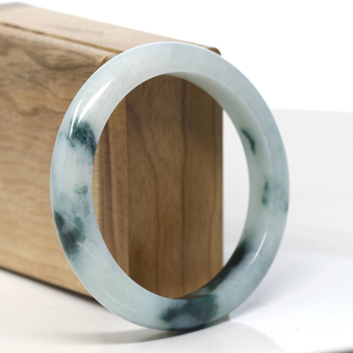 Natural Jadeite Jade Bangle Bracelet (58 mm) #T851