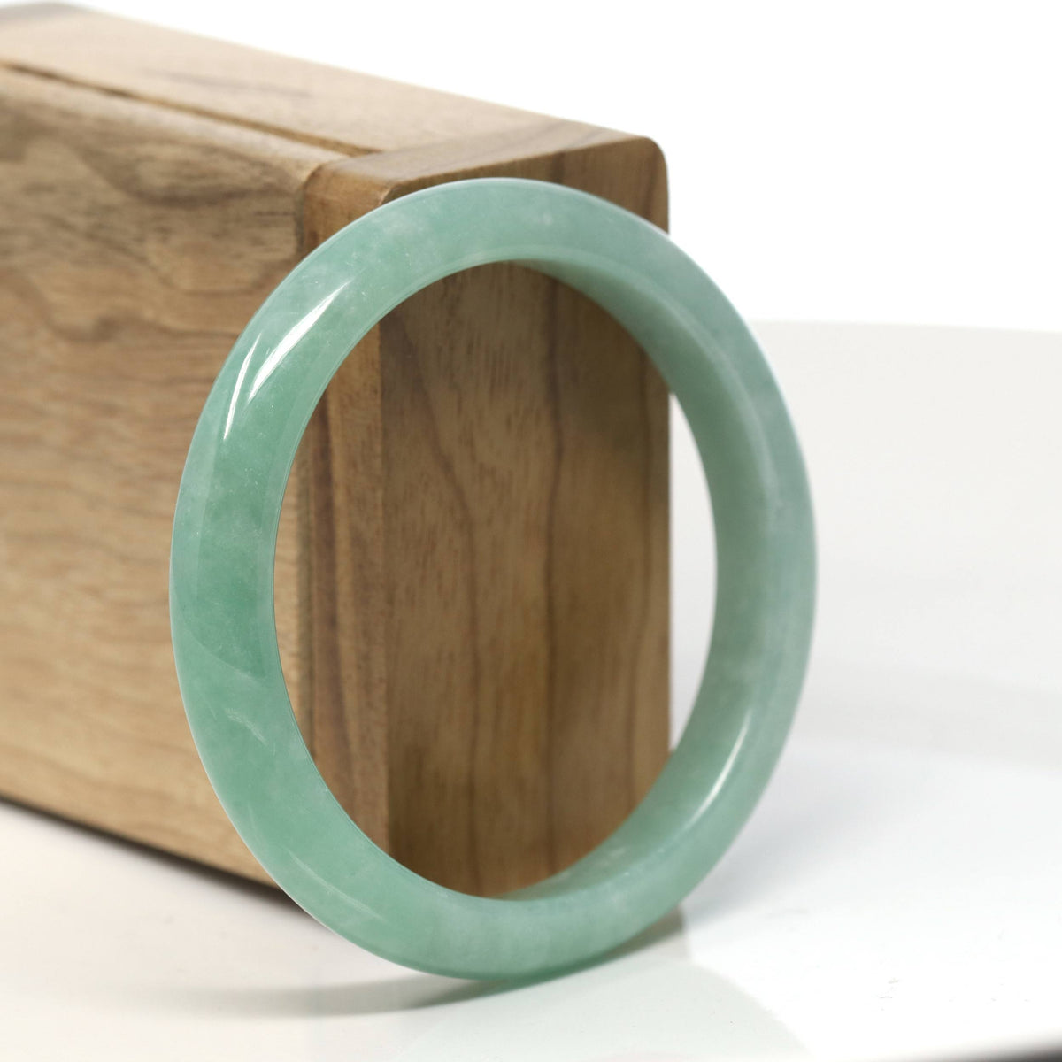 Natural Jadeite Jade Bangle Bracelet (55 mm) #T844