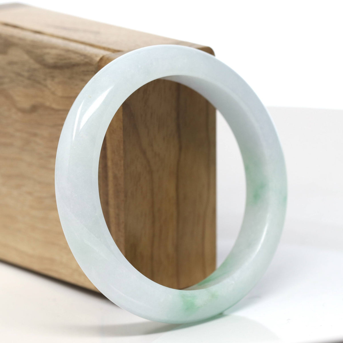 Natural Jadeite Jade Bangle Bracelet (57.1 mm) #T847