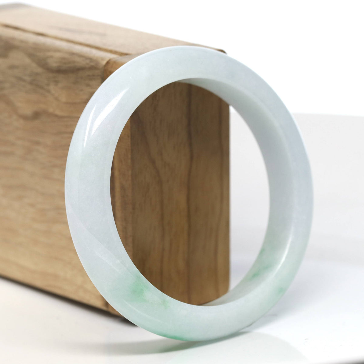 Natural Jadeite Jade Bangle Bracelet (57.1 mm) #T847
