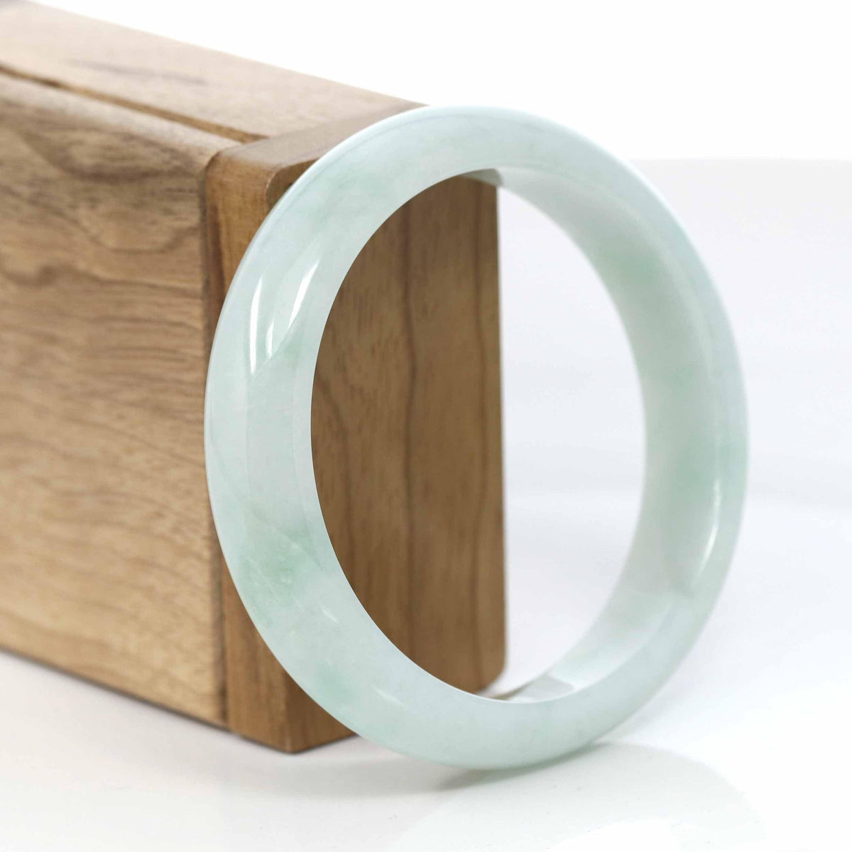 Natural Light Green Jade Jadeite Bangle Bracelet (57.52 mm) #414