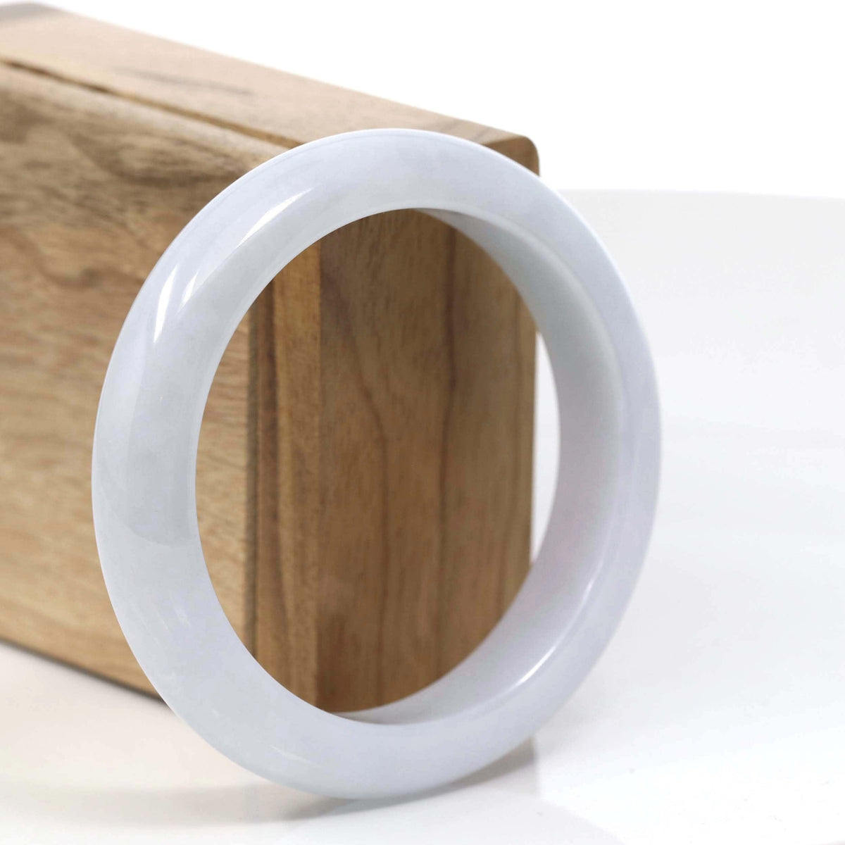 Natural Lavender Natural Jadeite Jade Bangle ( 56.35 mm ) #T022