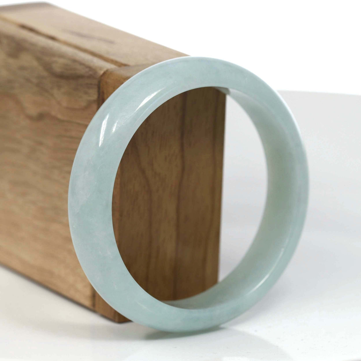 Classic Green Natural Jadeite Jade Bangle (58.93 mm )#T126