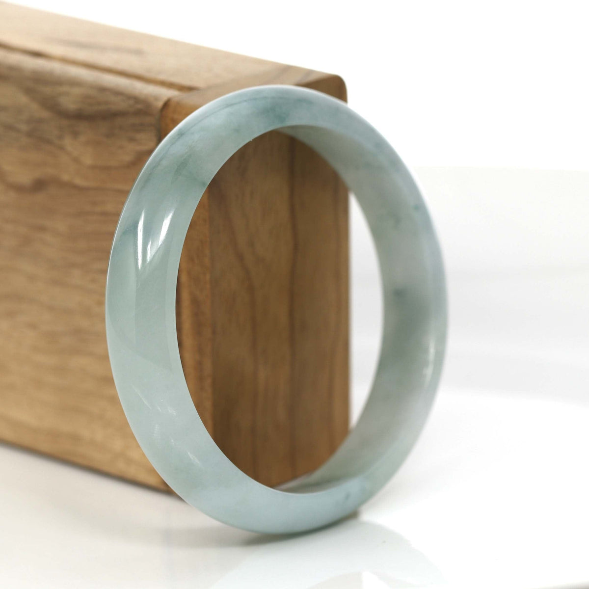 "Classic Bangle" Ice Blue-Green Jadeite Jade Bangle (58.02 mm) #717
