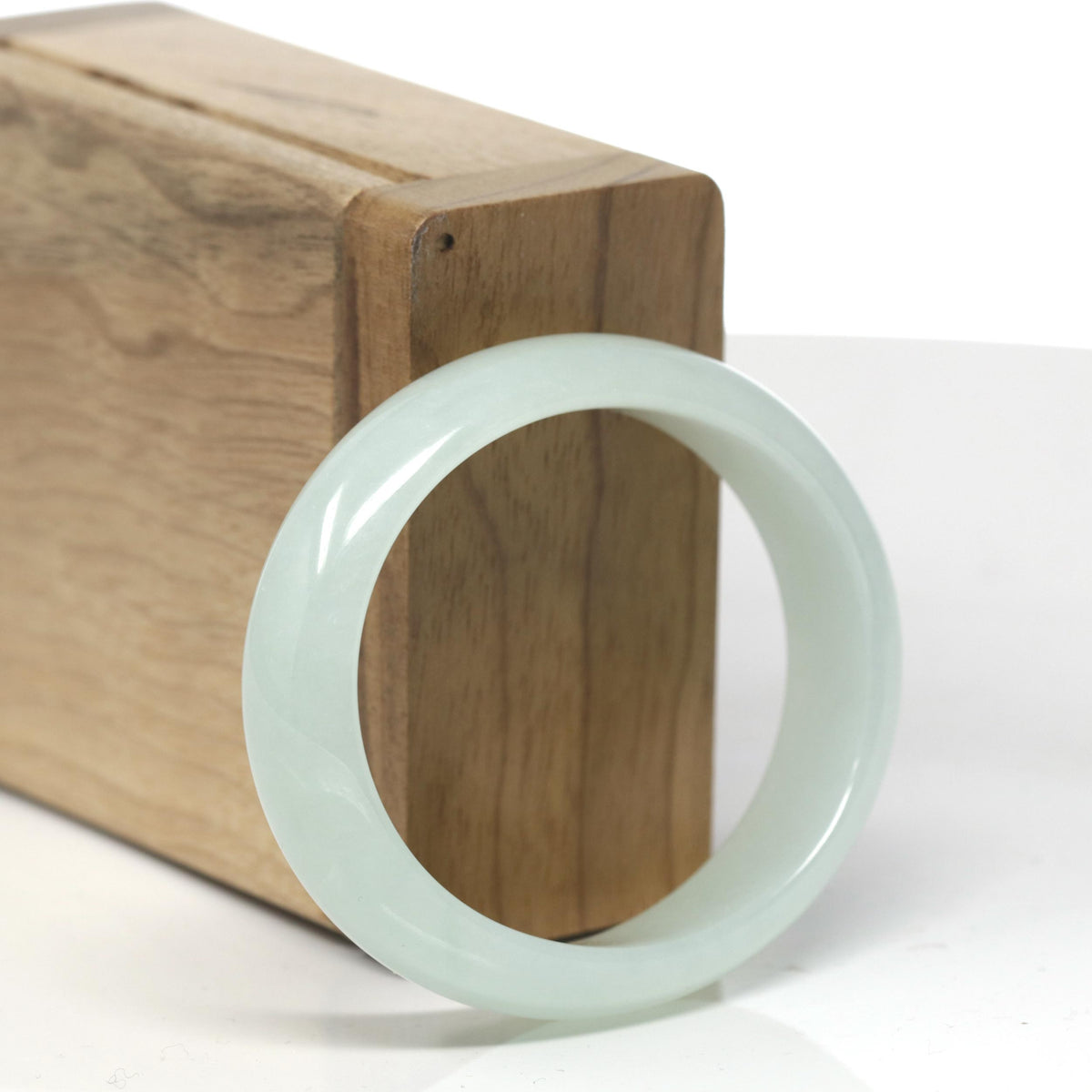 Icy Light Green Jadeite Jade Oval Bangle (52.2mm) #TT300