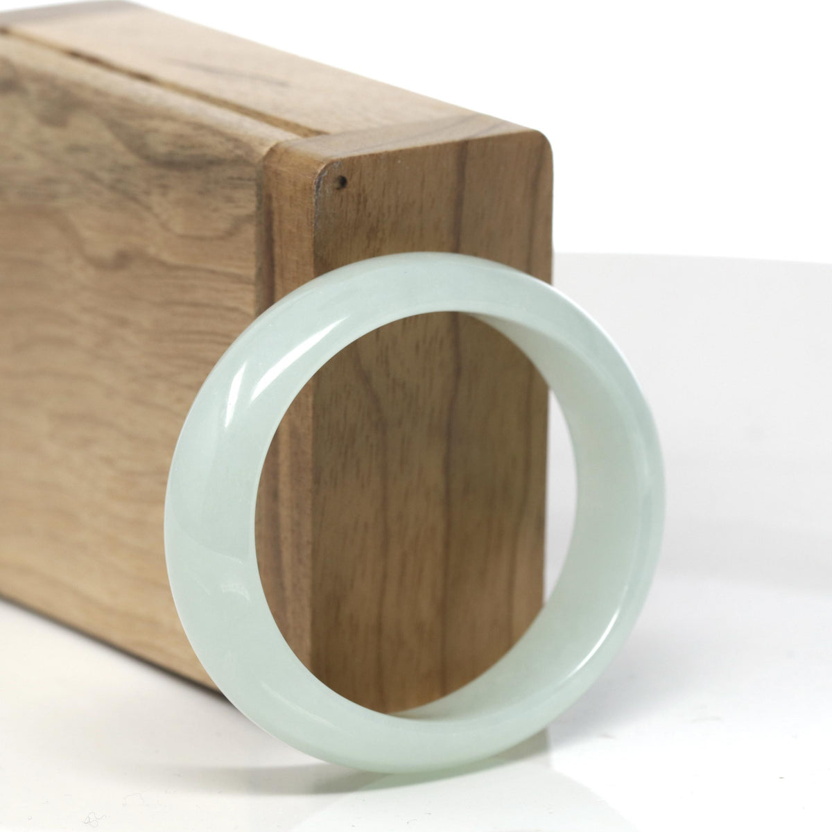 Icy Light Green Jadeite Jade Oval Bangle (52.2mm) #TT300