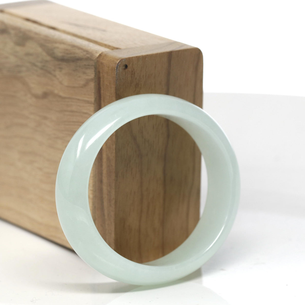 Icy Light Green Jadeite Jade Oval Bangle (52.2mm) #TT300