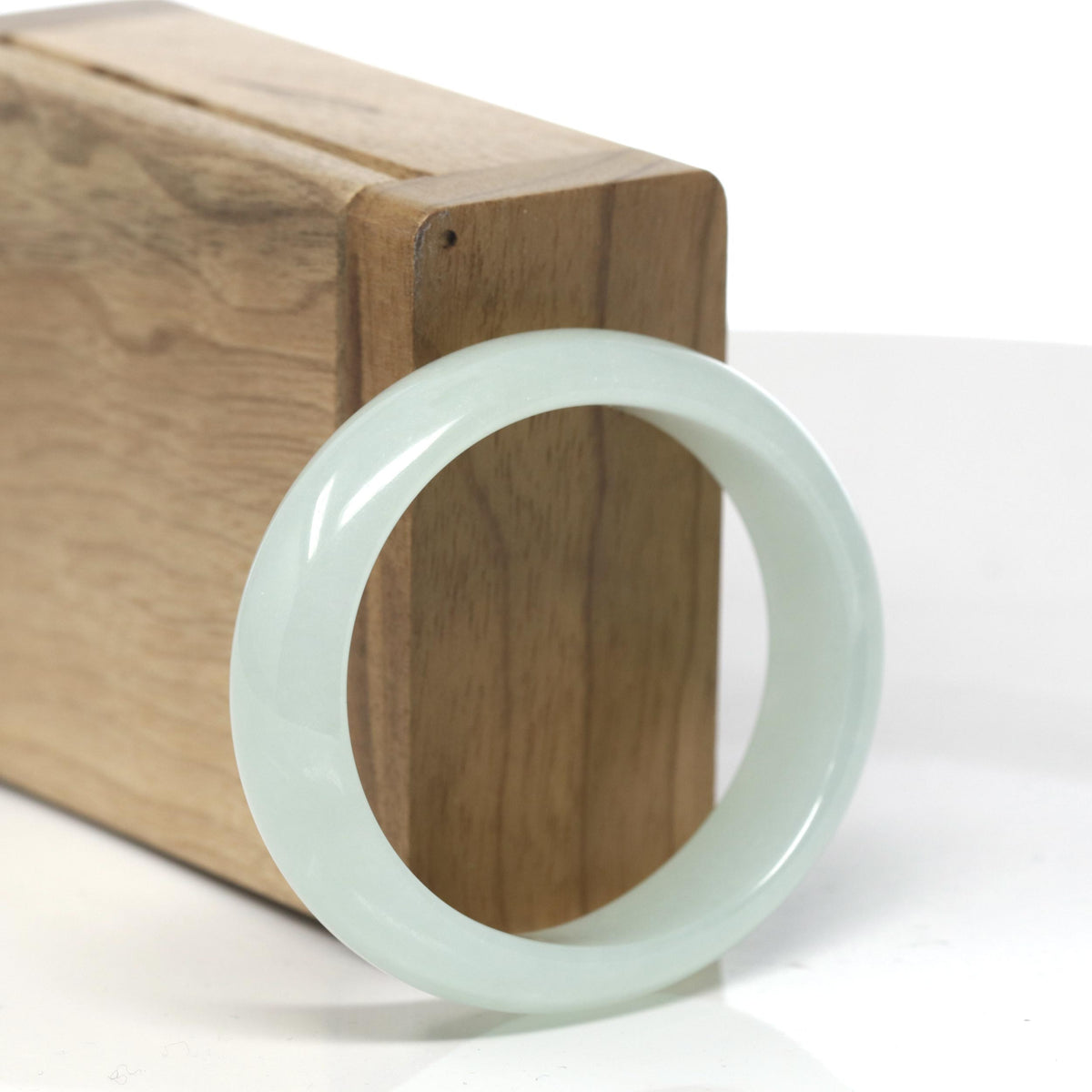 Icy Light Green Jadeite Jade Oval Bangle (52.2mm) #TT300